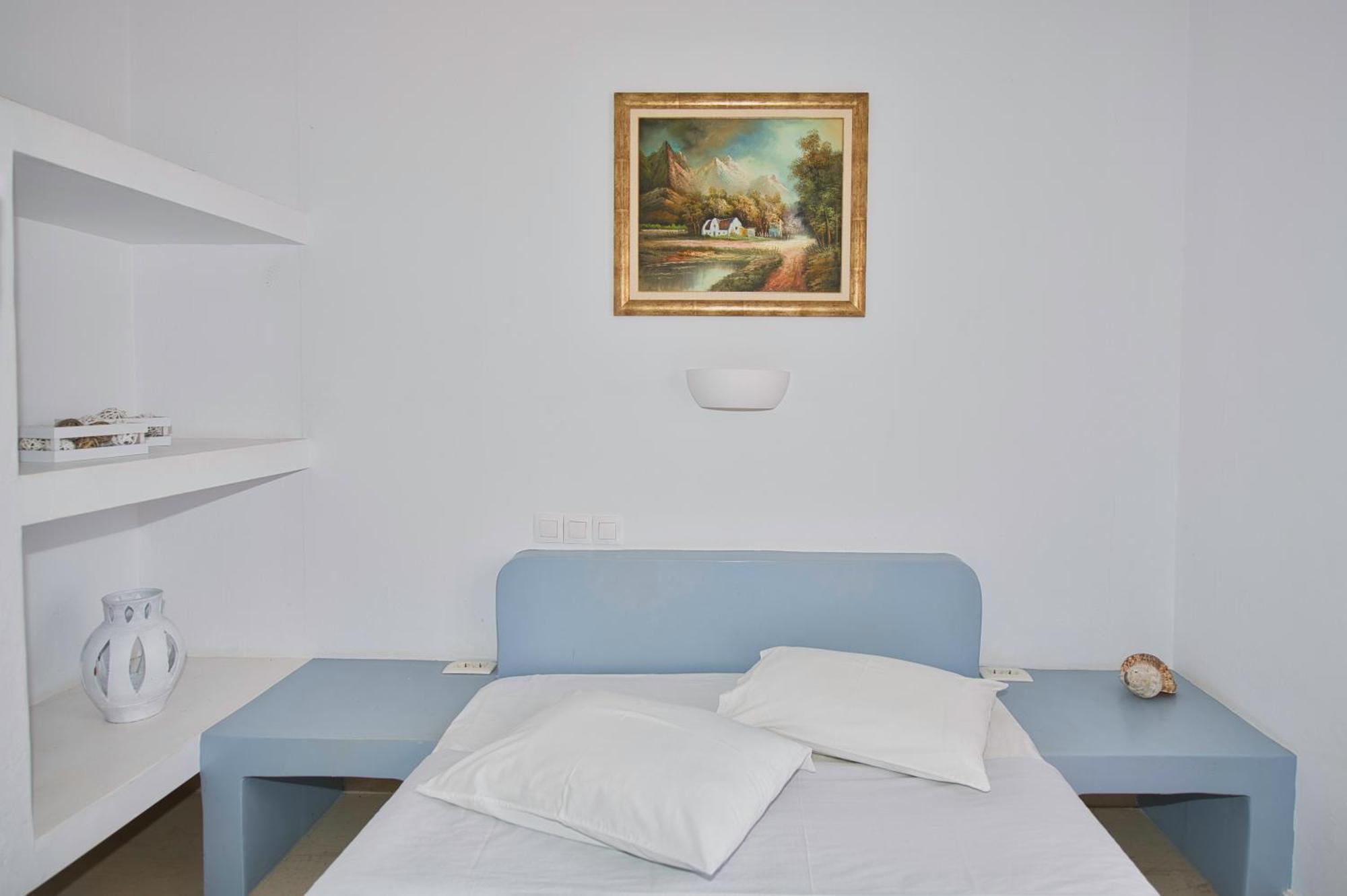 Ira Apartments Kamari  Bagian luar foto