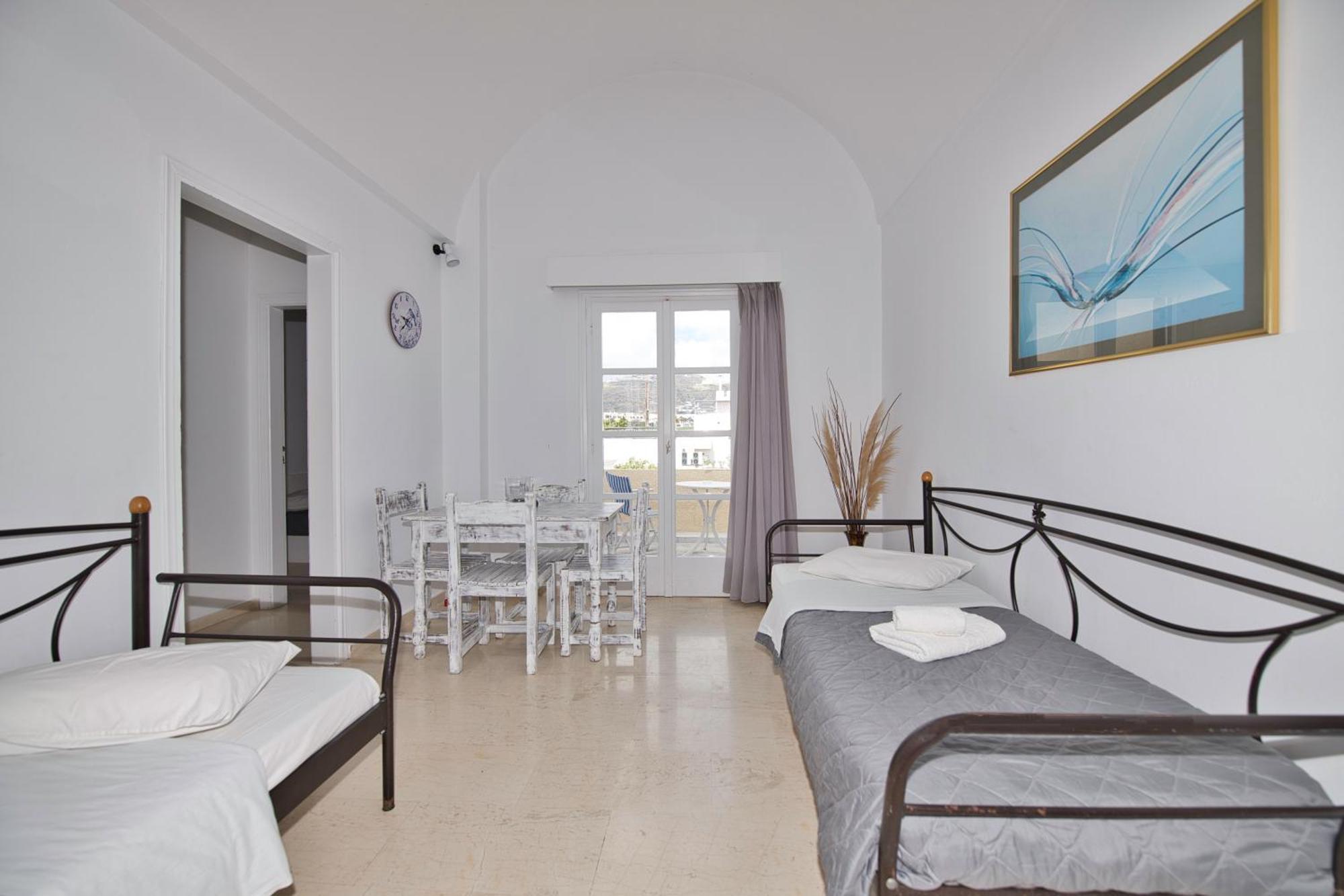 Ira Apartments Kamari  Bagian luar foto