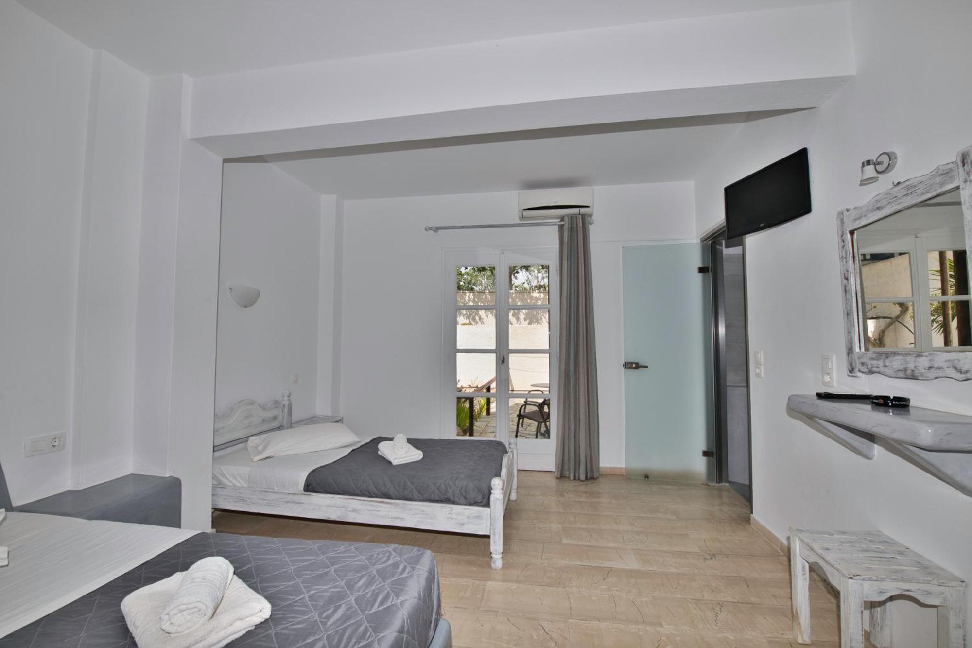 Ira Apartments Kamari  Bagian luar foto