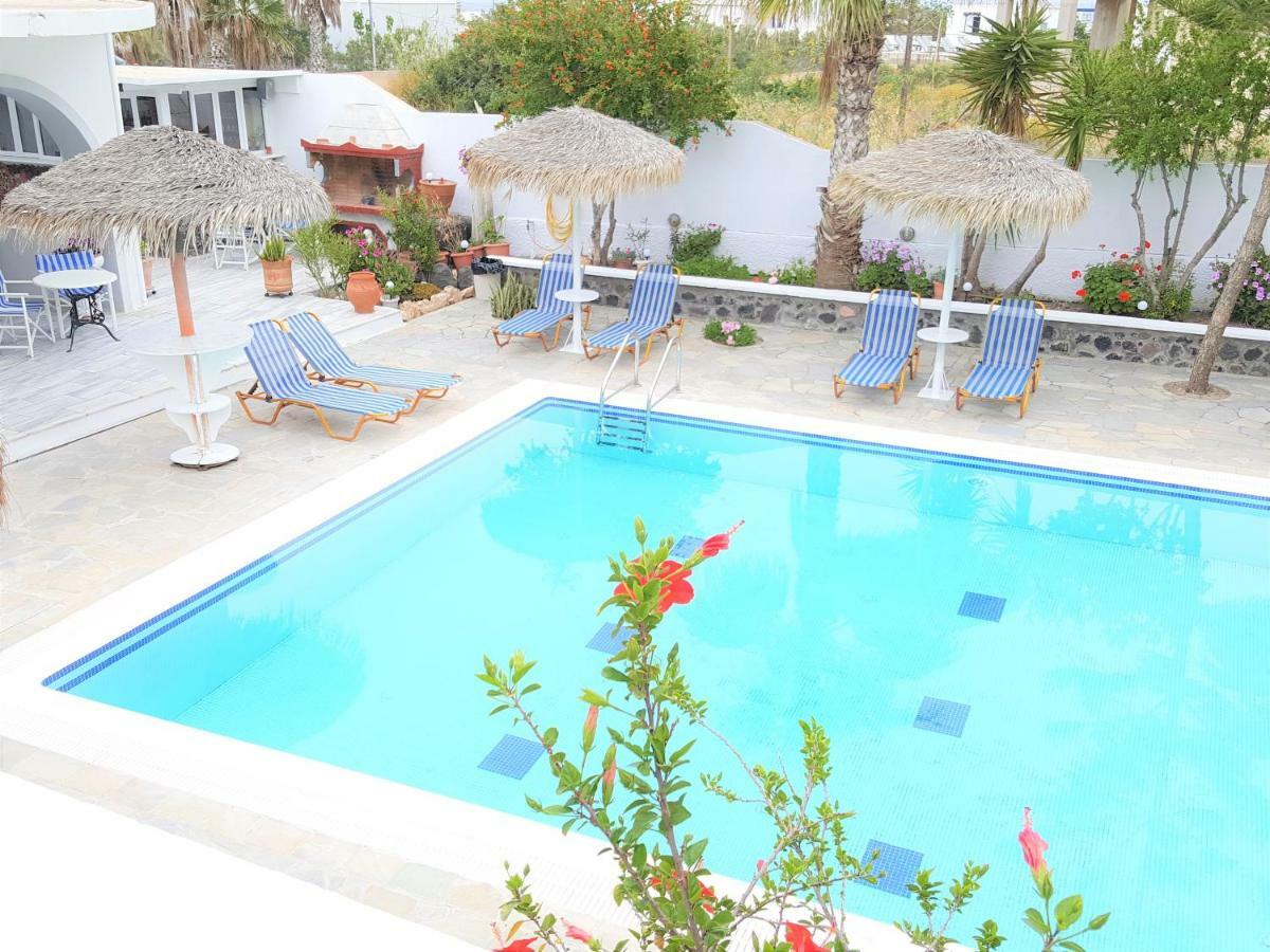 Ira Apartments Kamari  Bagian luar foto